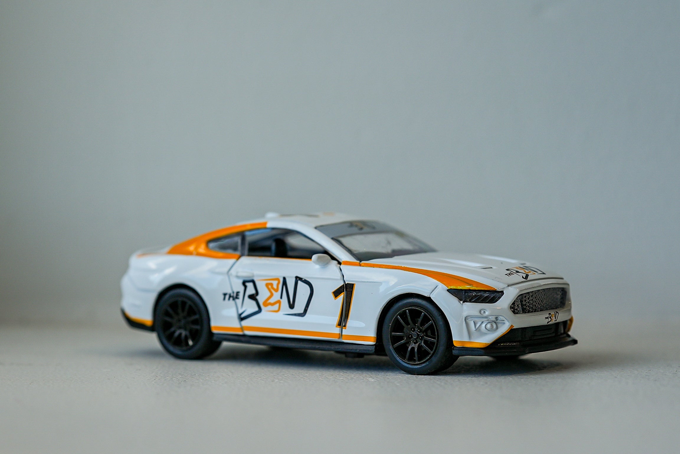 Ford Mustang Toy Car - The Bend